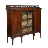 Early 20th Century mahogany inverted breakfront cabinet, the centre having two shelves enclosed by