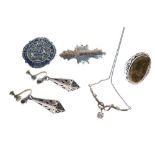 Assorted jewellery to include Edward VII silver and enamel bar brooch of the Sheffield Musical Union