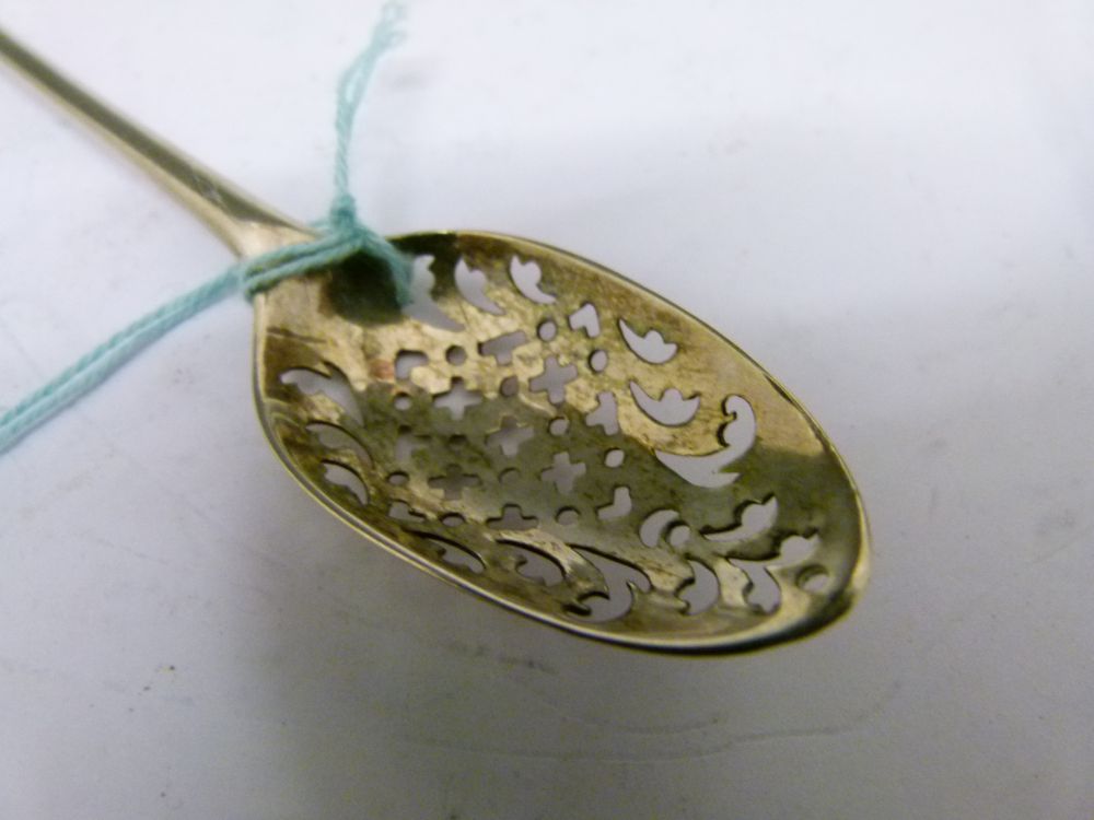 Mid 18th Century silver mote spoon, sterling and sponsors marks only, for John Lampfert, 13.8cm - Bild 3 aus 8