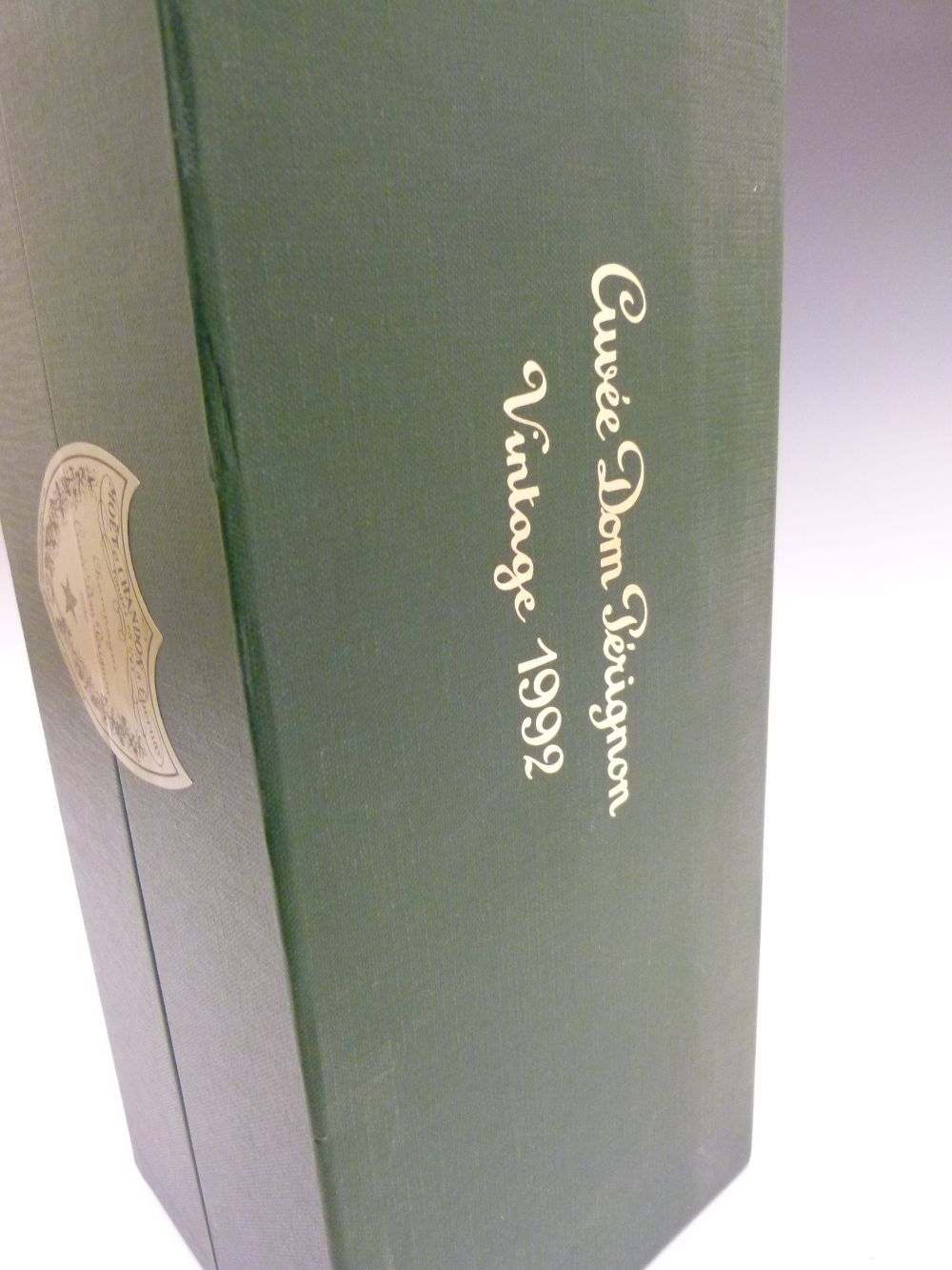 Magnum of Dom Perignon Champagne, 1992 vintage, in sealed presentation box (1) Condition: Box is - Image 5 of 6