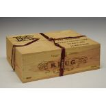 La Famille Krug sealed presentation case containing bottle Krug Grande Cuvee Champagne, bottle