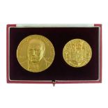 Gold Medallions - Cased set of two 22ct gold Limited Edition Commemorative Medals of Sir Winston