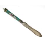 Cased early Victorian porcelain-handled silver-gilt paperknife or letter opener, with 11cm blade