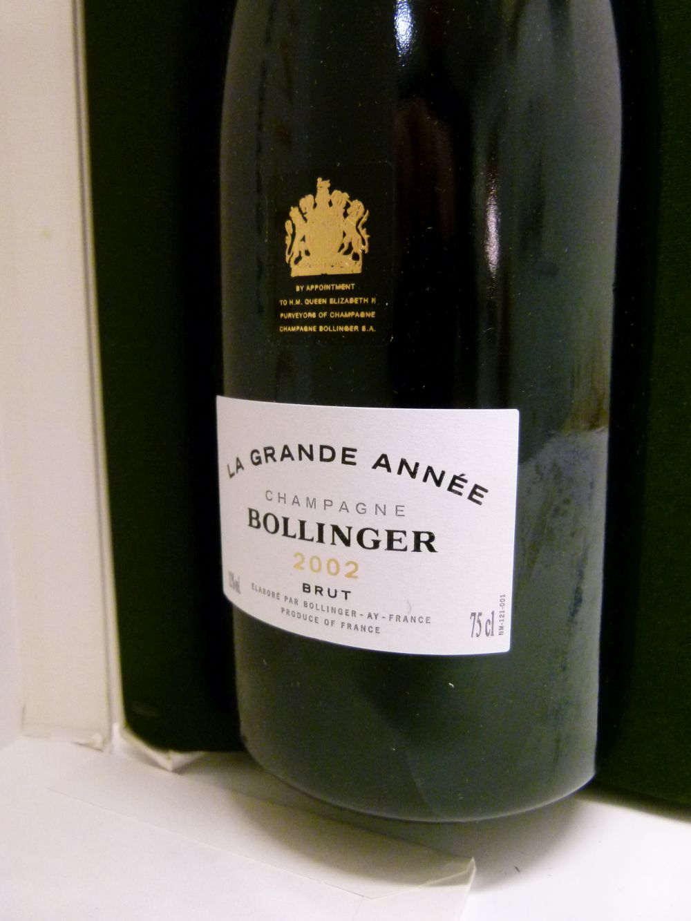 Bottle of Bollinger La Grande Annee Brut Champagne, 2002 vintage, in presentation box (1) Condition: - Image 4 of 6