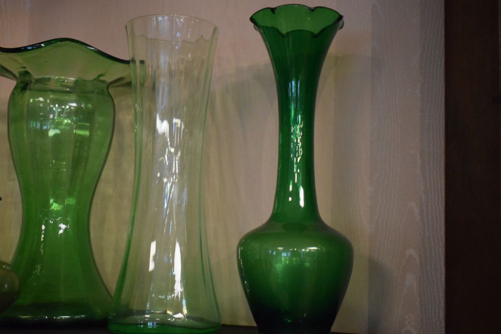 Quantity of 19th/20th Century green colour glass ware - Image 4 of 6