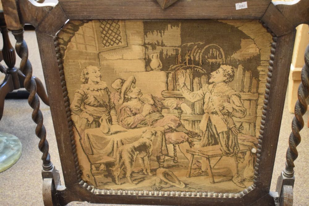 Oak firescreen with machine-made tapestry panel - Image 2 of 5