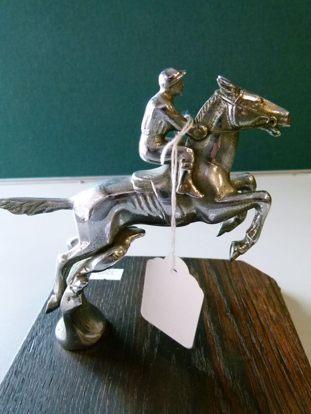 1930's chrome horse and jockey car mascot, attributed to Desmo, on wooden mount - Image 3 of 4