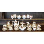 Quantity of Royal Albert 'Old Country Roses' pattern table ware