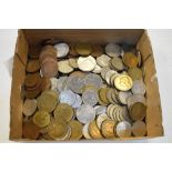 Assorted U.K. and foreign coinage mainly 20th Century