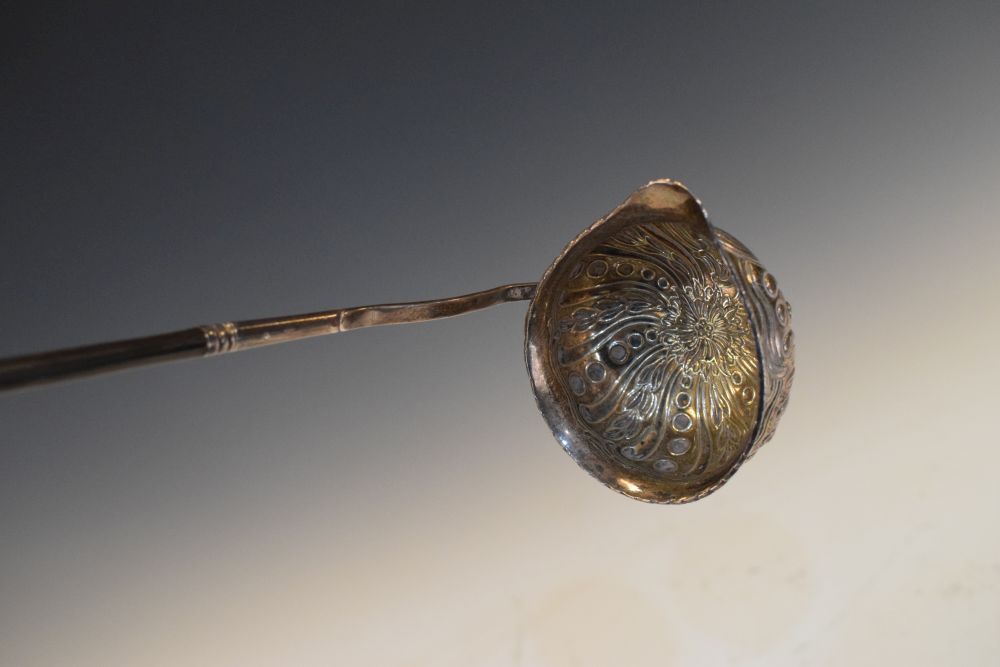 18th Century white metal toddy ladle having a baleen handle, 34.5cm long - Image 7 of 7