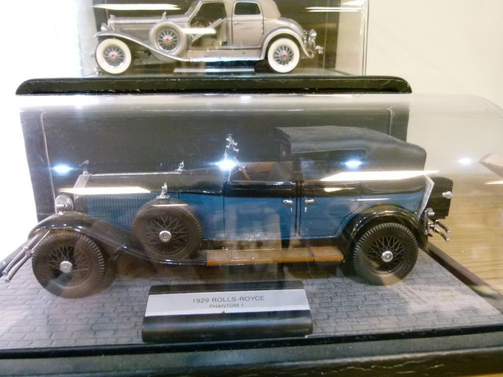 Four Franklin Mint precision model die-cast vehicles comprising: 1954 Mercedes-Benz 300SL, 1929 - Image 4 of 5