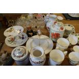 Quantity of Royal Worcester tableware including poppy decorated pieces, the Worcester Hop 'Mathon'