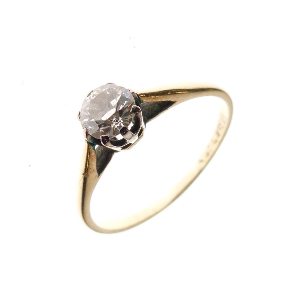 18ct gold, platinum and solitaire diamond ring, the stone approximately 4.7mm diameter x 3mm deep,