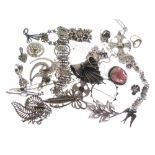 Assorted silver, white metal and other costume jewellery, pendants, bracelets, bar brooches etc