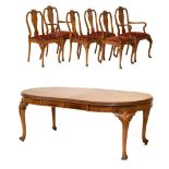 Early 20th Century walnut old reproduction Queen Anne-style dining suite comprising extending