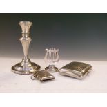 George V silver menu holder in the form of a lyre, Birmingham 1912, together with an Edward VII