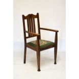 Early 20th Century oak Arts & Crafts-style elbow chair