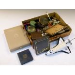 Assorted collectables to include; novelty pipe, cased bronze medallion, Jaguar Drivers Club badge,