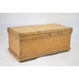 Waxed pine blanket box having a hinged cover, 94cm wide x 40cm high, 46cm deep