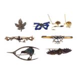 Collection of various bar brooches, some hallmarked 9ct, etc