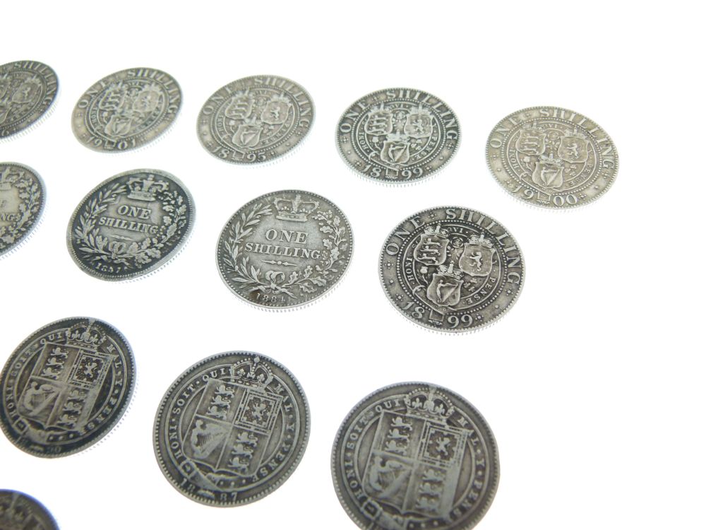 Coins - Group of mainly Victorian Shillings, together with two George IV Shillings (19) - Image 4 of 20