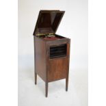 Aeolian Company floor standing wind-up gramophone in mahogany case, 43cm wide, together with a