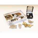 Assorted costume jewellery and accessories to include; Blue John oval brooch, enamel buckle, bar