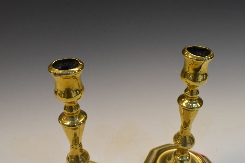 Pair of 18th Century brass candlesticks with seamed socket on octagonal base, 18.5cm high (2) - Image 5 of 8