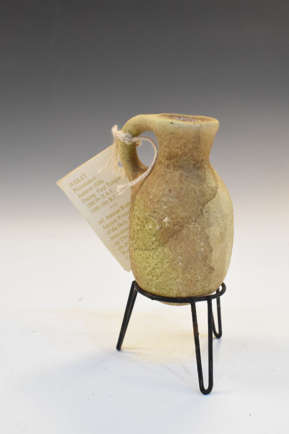 Judaica - Replica of an Antique juglet, after the Judaean Hills First Temple original, circa 1000- - Image 2 of 6