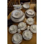 Quantity of Wedgwood 'Kutani Crane' pattern tea and dinnerware
