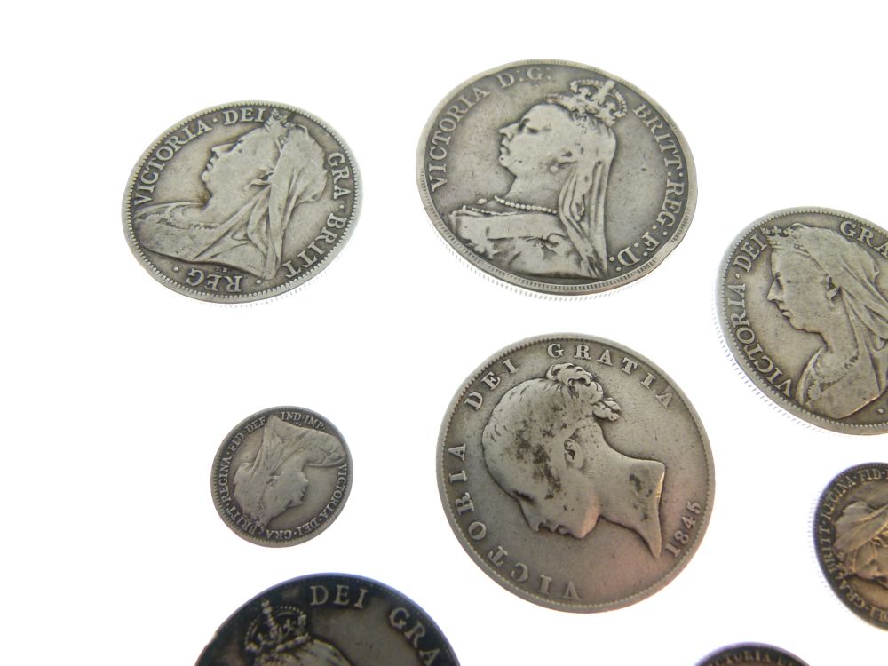Coins - Group of Victorian coinage to include 1889 Crown (Old Head), three Half Crowns, 1845, - Image 10 of 14