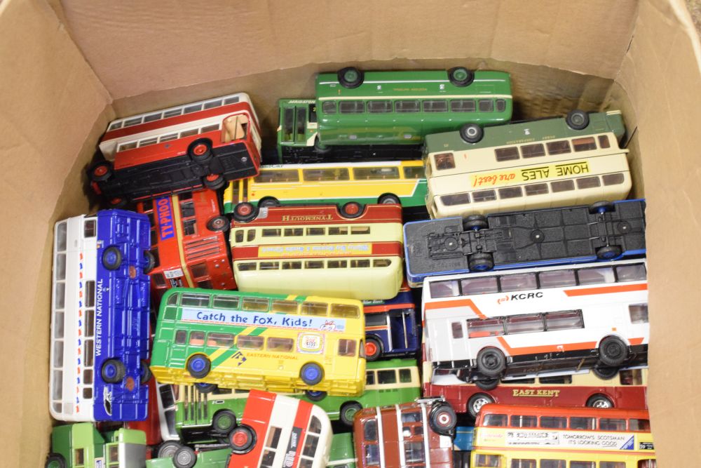 Large quantity of EFE Corgi, and others various branded die-cast model buses and coaches - Image 9 of 12