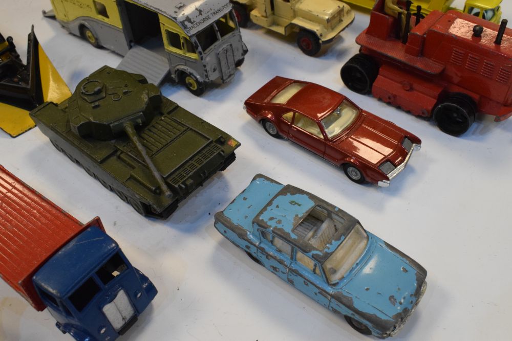 Quantity of vintage Dinky Supertoys die-cast model vehicles to include; Heavy Tractor, Horse Box, - Image 5 of 12