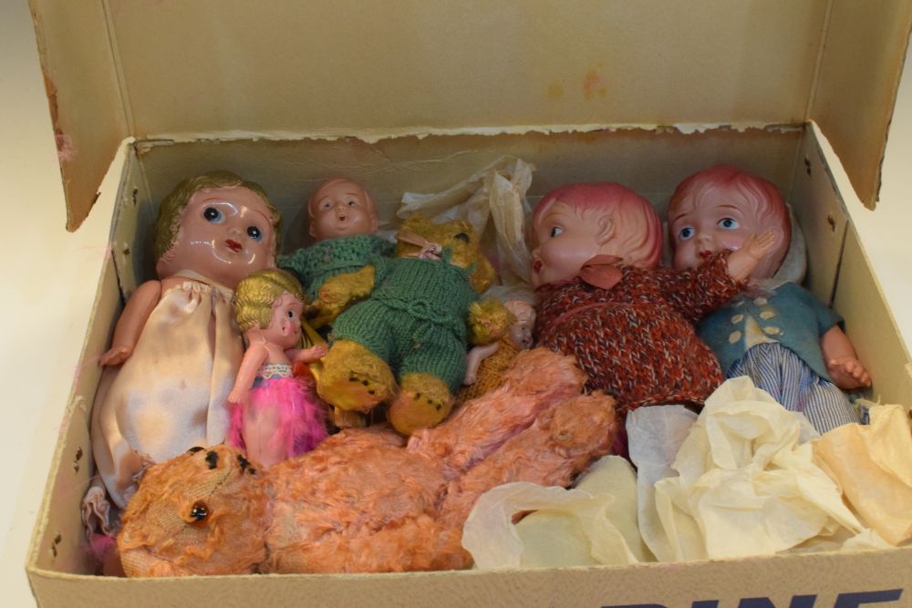 Collection of early to mid 20th Century straw-filled teddy bears, celluloid dolls, etc (8)