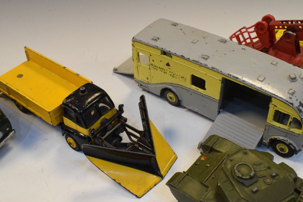 Quantity of vintage Dinky Supertoys die-cast model vehicles to include; Heavy Tractor, Horse Box, - Image 8 of 12