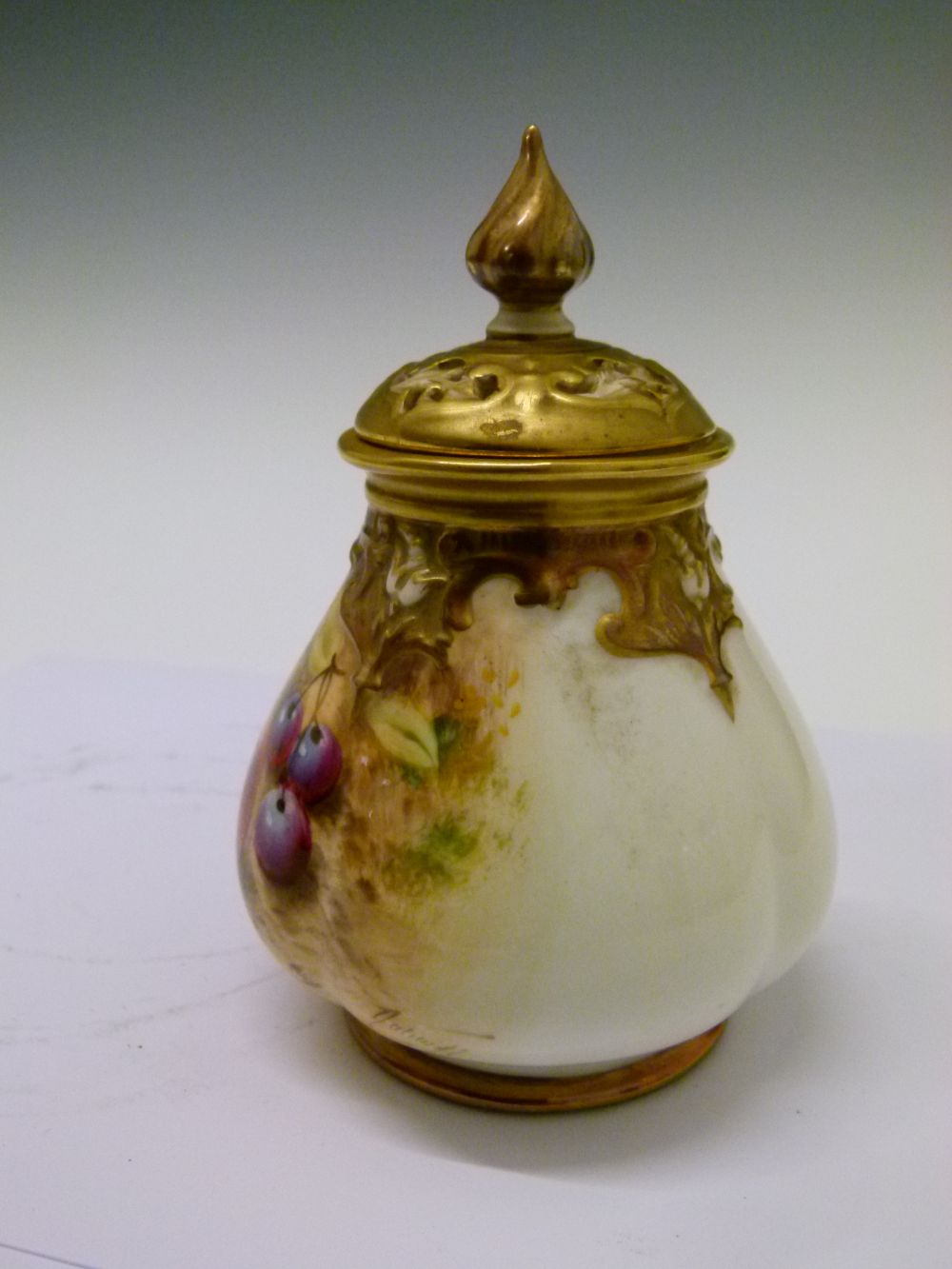 Mid 20th Century Royal Worcester porcelain pot pourri jar and cover, of lobed bulbous form decorated - Image 3 of 10