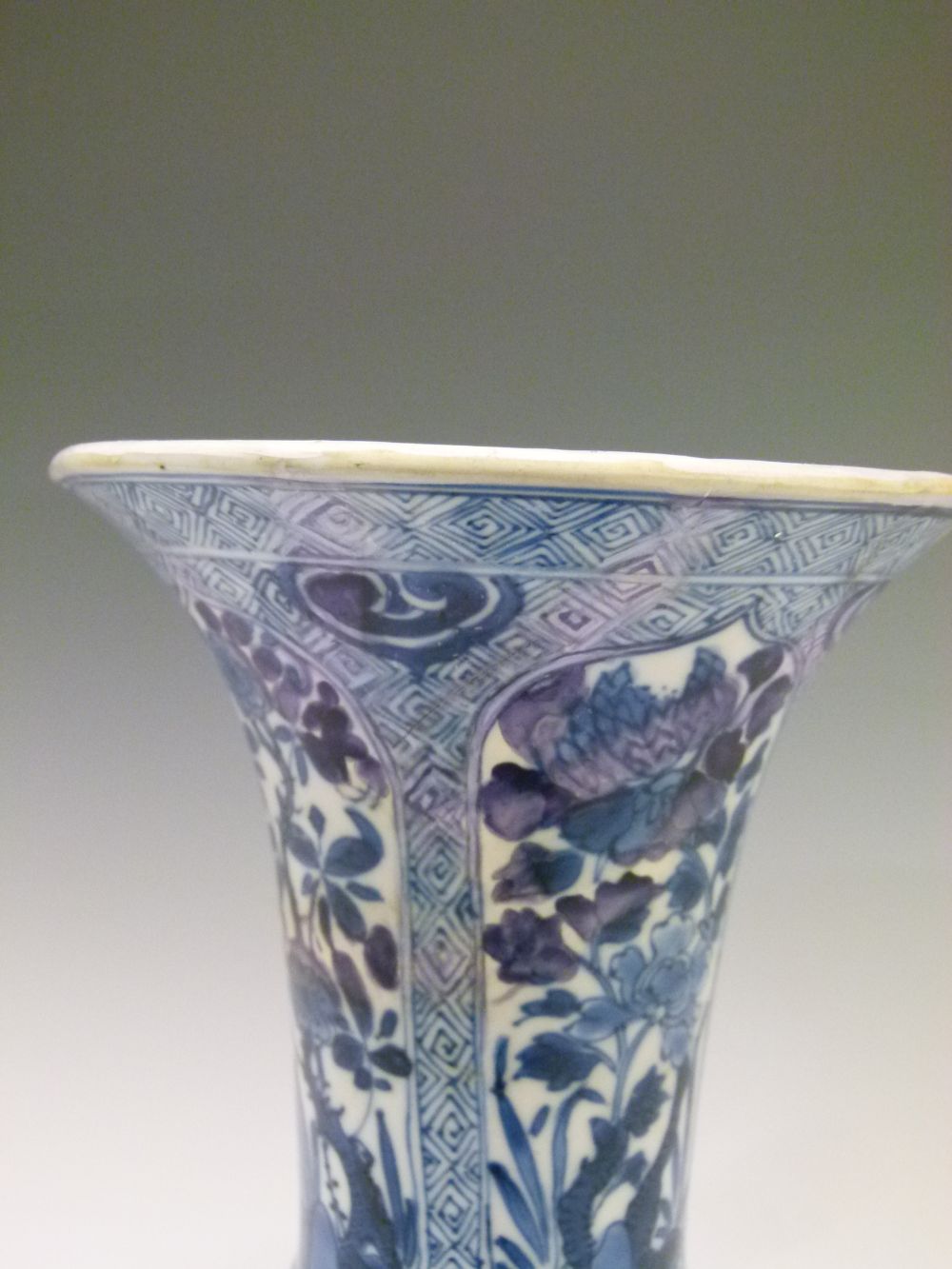 Chinese blue and white porcelain 'Gu' beaker vase, probably Kangxi (1662-1722), decorated with two - Image 3 of 9