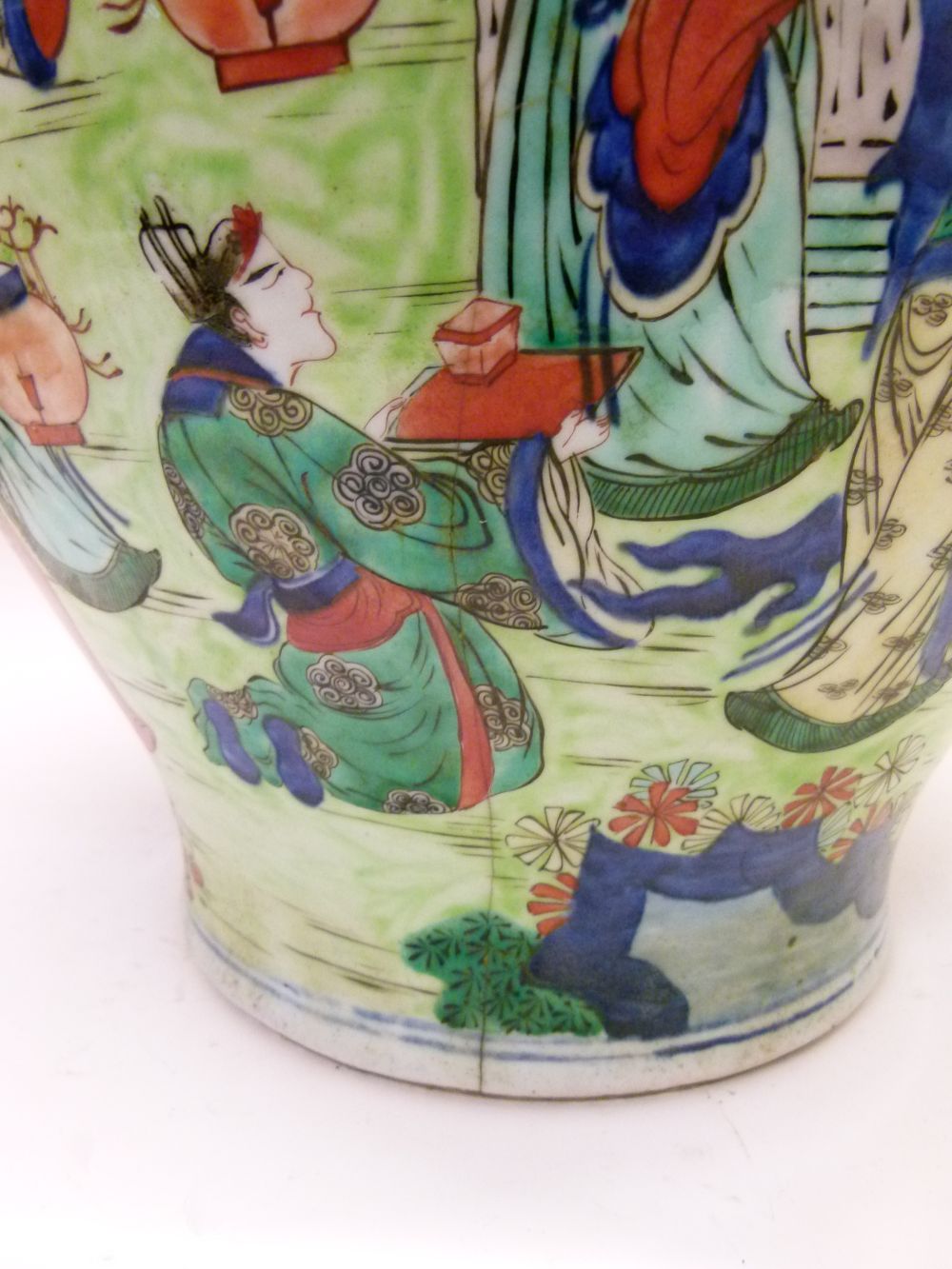 Large 17th Century Chinese Wucai porcelain baluster jar, Shunzhi or Transitional Period, decorated - Image 3 of 12