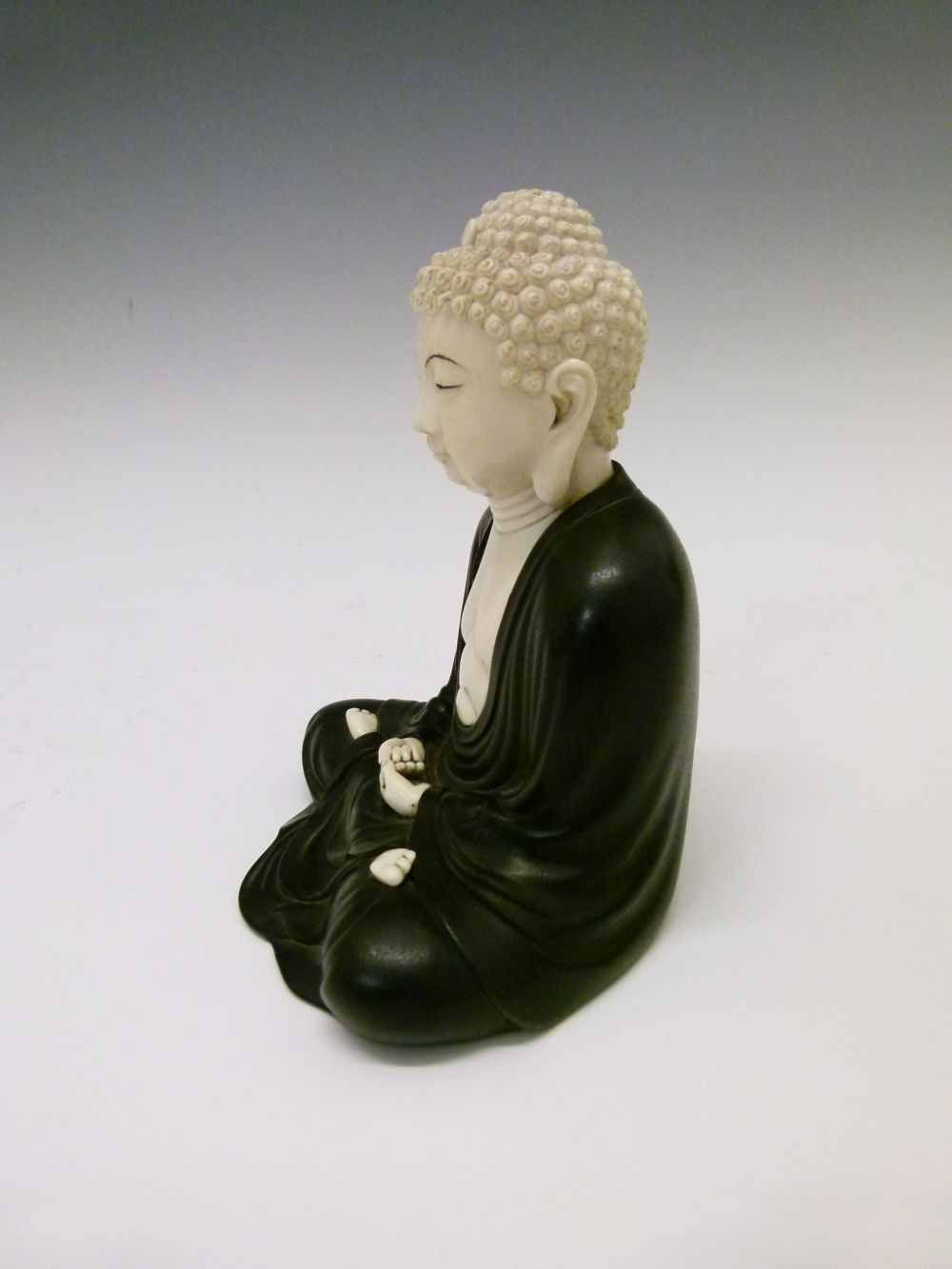 Early 20th Century Japanese bronze and ivory figure of the Buddha, late Meiji/Taisho, modelled in - Image 2 of 8