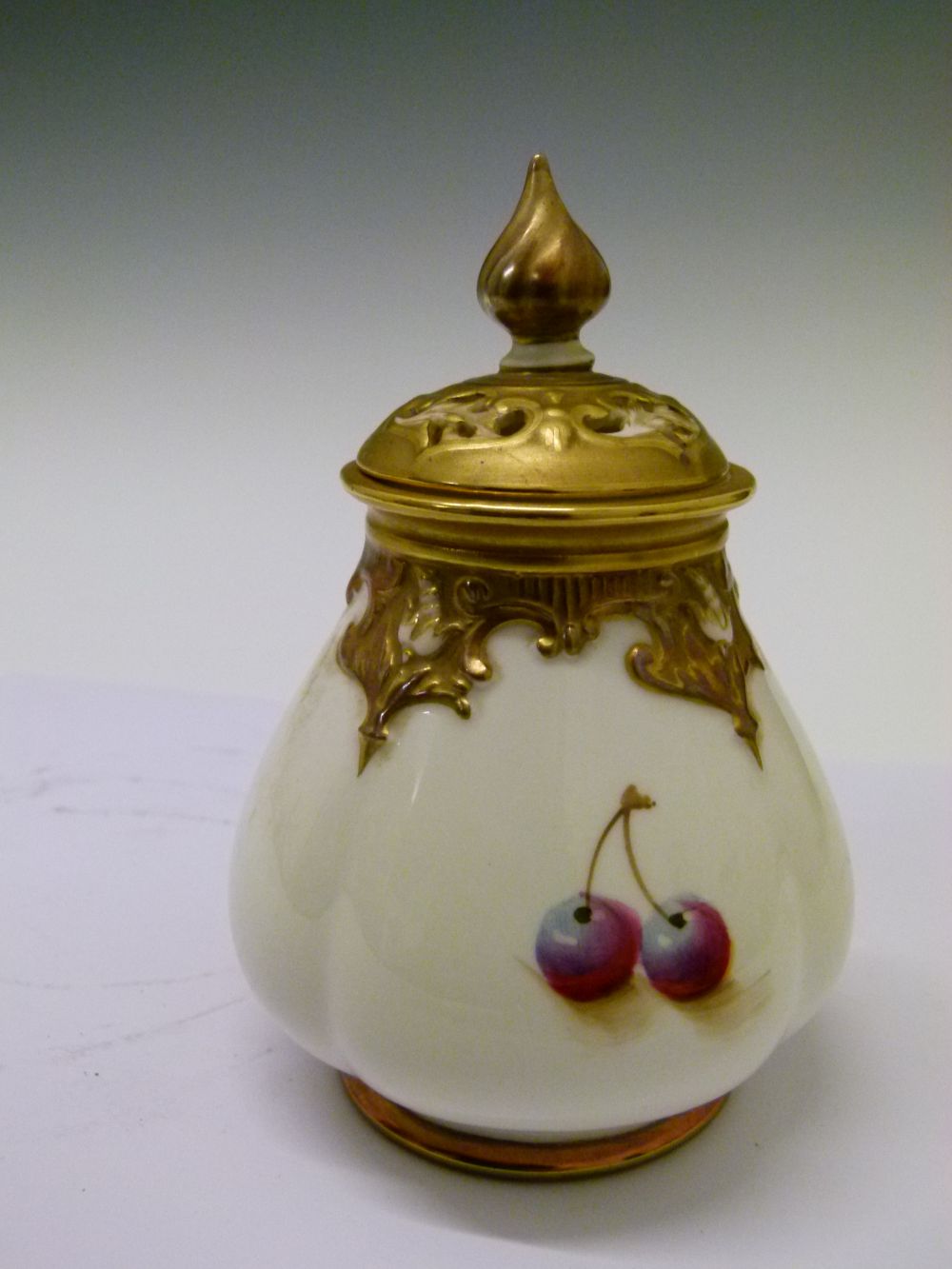 Mid 20th Century Royal Worcester porcelain pot pourri jar and cover, of lobed bulbous form decorated - Image 4 of 10