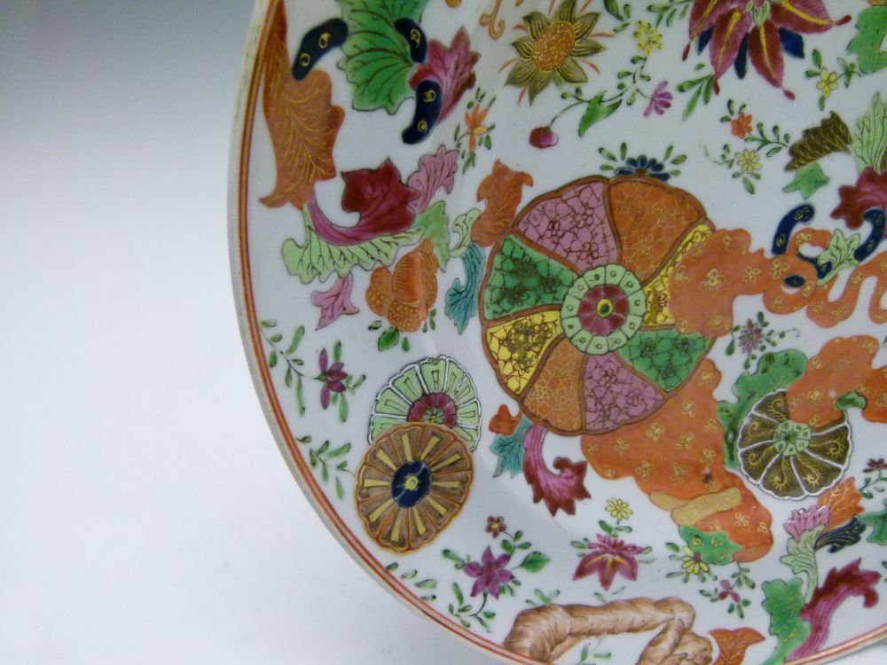 Chinese Canton Famille Rose porcelain plate, circa 1800, of dished circular form decorated with - Image 4 of 9