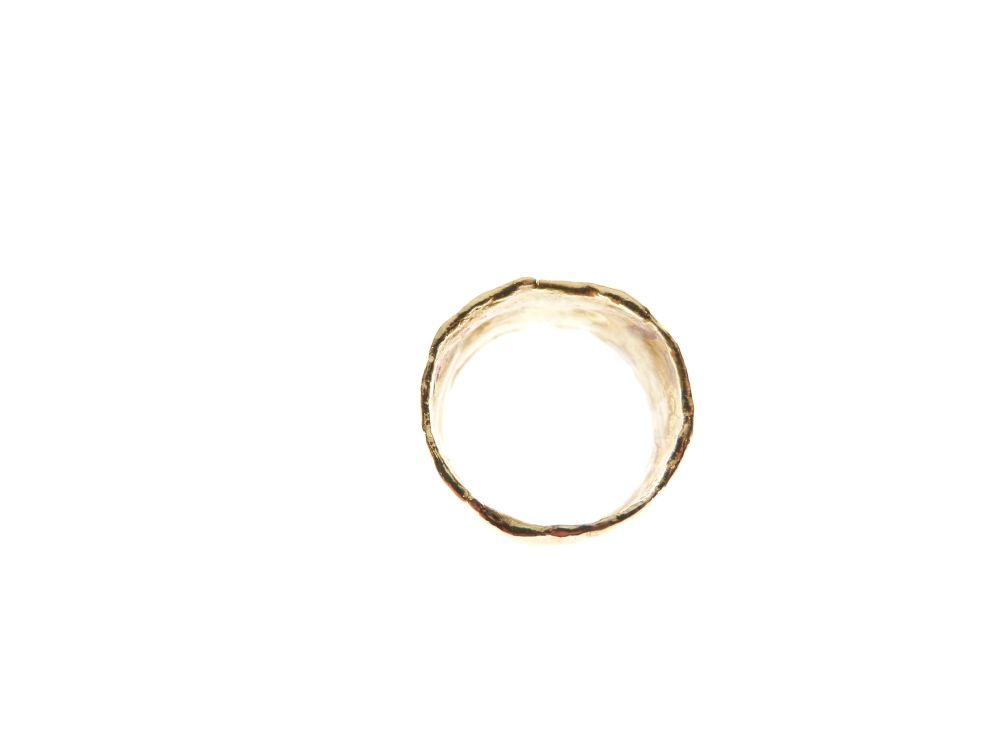 French gold ring of irregular design with eagle head stamp indicating purity of at least 18ct, - Image 3 of 4