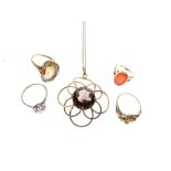Assorted jewellery comprising: 9ct gold pendant set large brown central stone with yellow metal fine