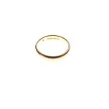 22ct gold wedding band, size O, 7.4g approx