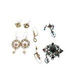 Assorted jewellery to include; two pairs of silver-gilt earrings, Baroque-style bar brooch set