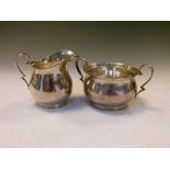 George VI silver milk jug and two-handled sugar basin of bulbous design, Birmingham 1938, 7.5toz