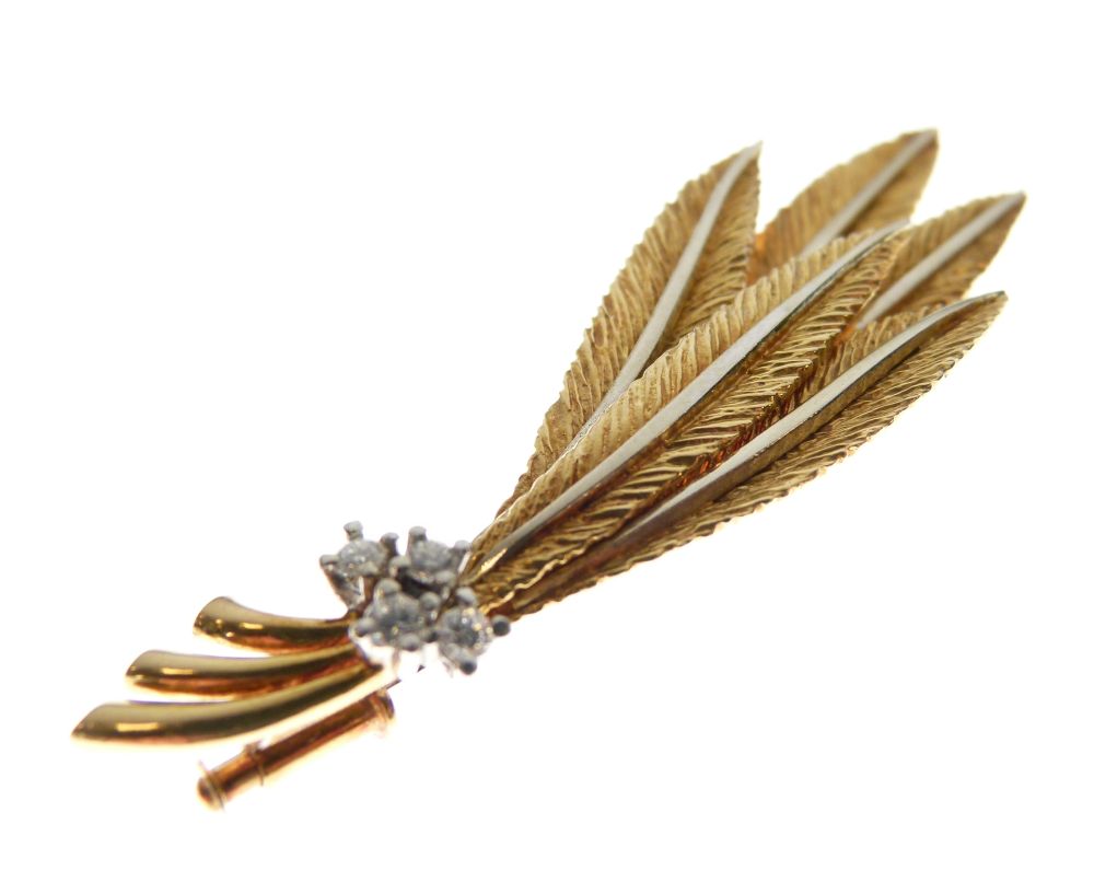 Yellow metal brooch of foliate or feather design set four small diamonds, stamped 750, 6cm wide, - Image 3 of 5