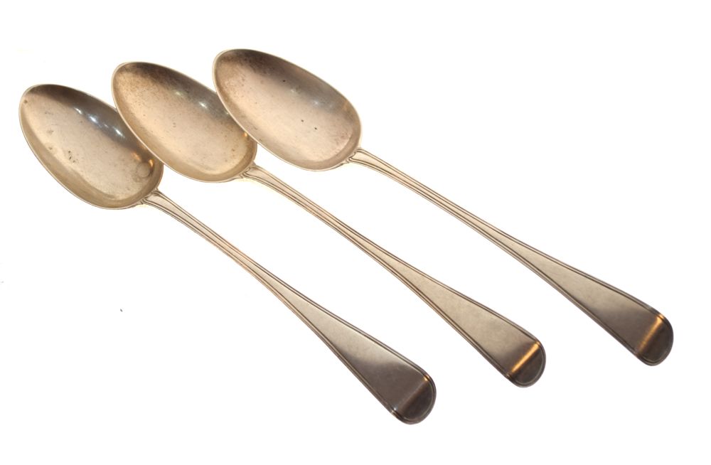 Three Victorian silver Old English Thread pattern tablespoons, London 1860. 6.2toz approx