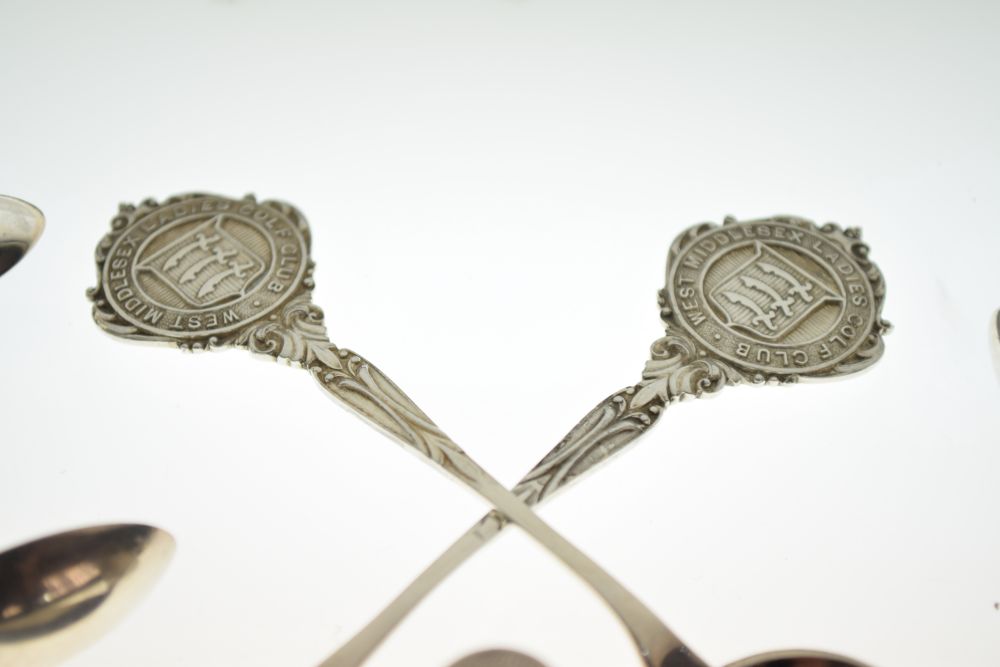 Small collection of silver items to include Georgian pair of sugar tongs, pair of teaspoons with the - Image 5 of 8