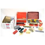 Quantity of Triang Railways OO Gauge accessories to include operating mail coach set, train set, two